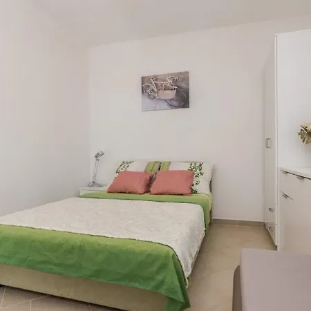 Apartmán Ferienwohnung Fur 3 Personen Ca 25 Qm In Privlaka, Dalmatien Norddalmatien - B53831 Privlaka (Zadar)