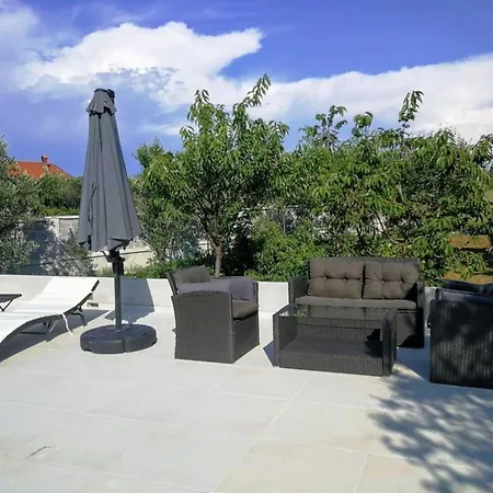 Ferienwohnung Fur 3 Personen Ca 25 Qm In Privlaka, Dalmatien Norddalmatien - B53831 * Privlaka (Zadar)